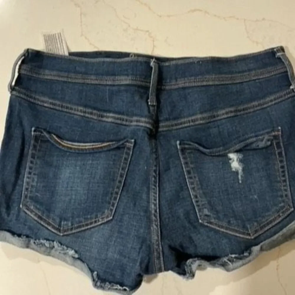 Hollister Short Short High Rise Jean Shorts Sz 11- 30” Destroyed Stretch